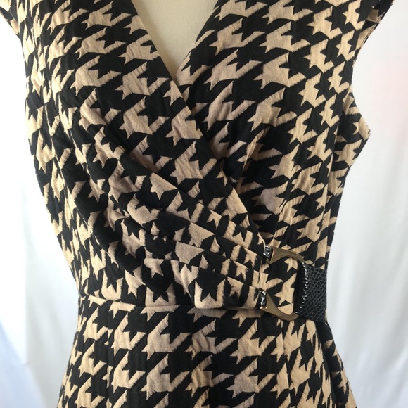 Calvin Klein Flattering Knit Dress with Belt - 6 - Picture 10 of 13